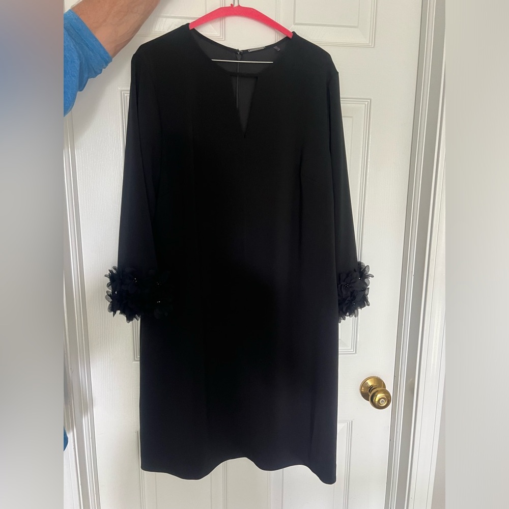 ELIE TAHARI Dress